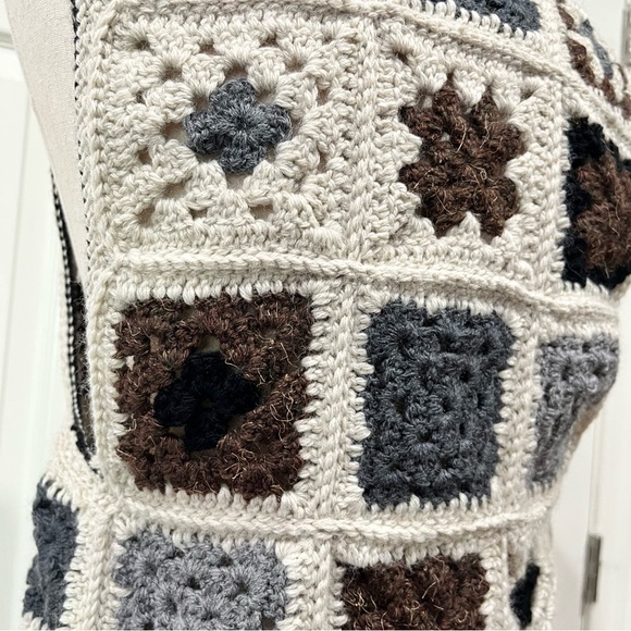 Granny Square Pullover Sleeveless Top Sweater Vest - Picture 5 of 10